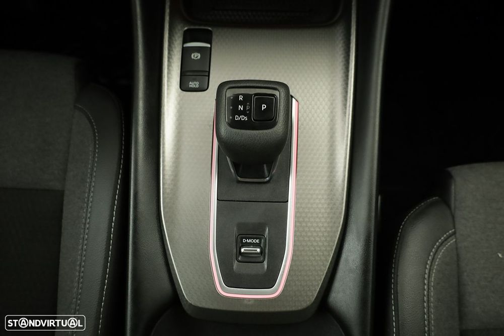 Nissan Qashqai 1.3 DIG-T N-Connecta LED Xtronic - 14