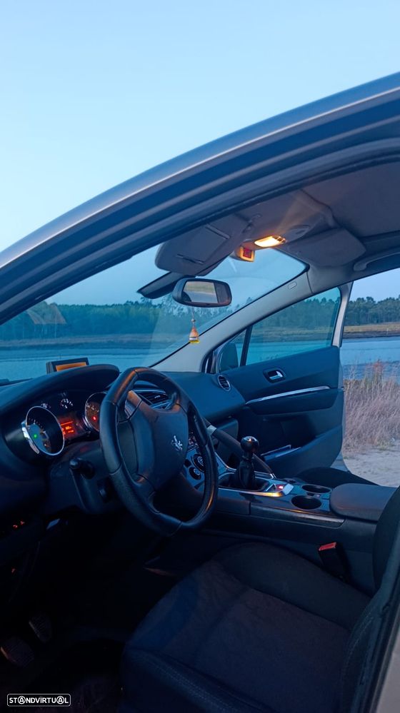 Peugeot 3008 1.6 HDi Sport — fotografia 15