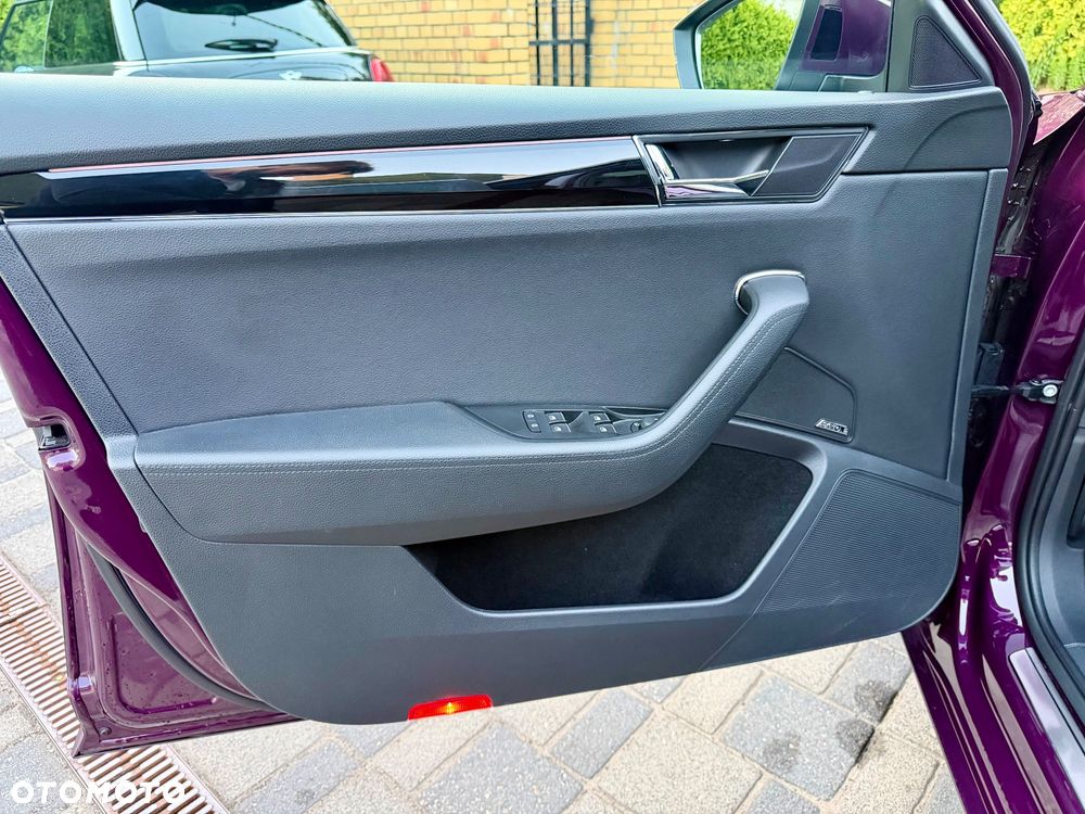 Skoda Superb 2.0 TDI SCR L&K DSG - 15