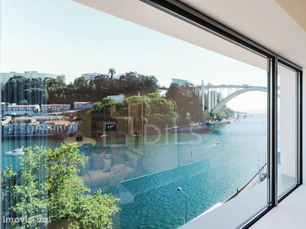 Apartamento T2 com varanda e garagem junto ao Rio Douro - Grande imagem: 4/64