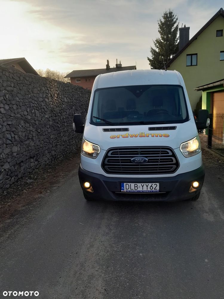 Ford Transit - 1