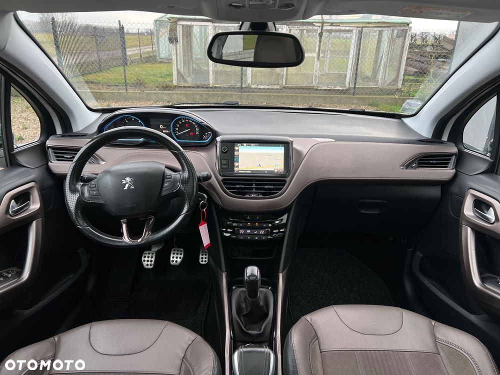 Peugeot 2008 1.6 BlueHDi Allure - 16