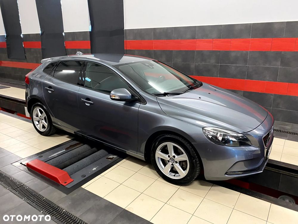 Volvo V40 D3 Summum - 5