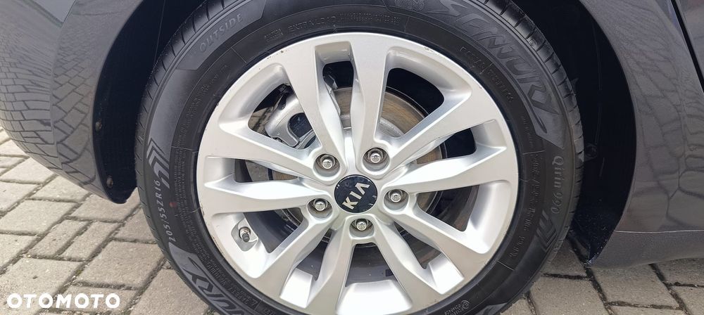 Kia Ceed - 14