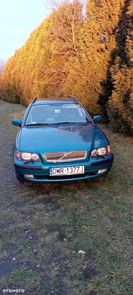 Volvo V40 2.0 - 3