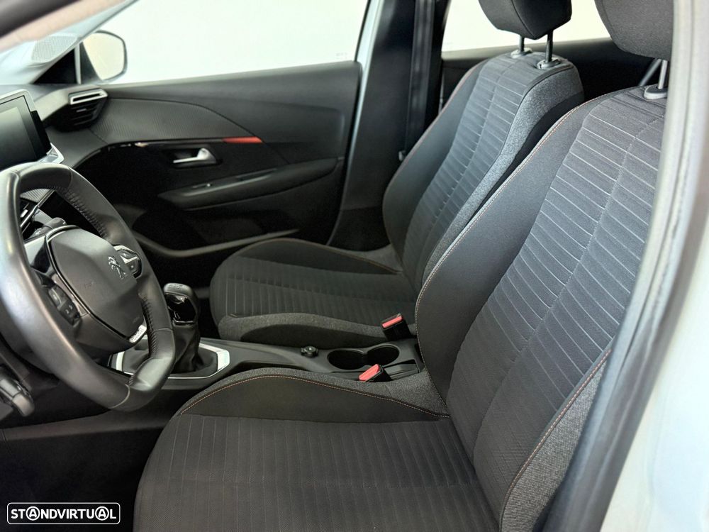 Peugeot 208 1.2 PureTech Active - 4