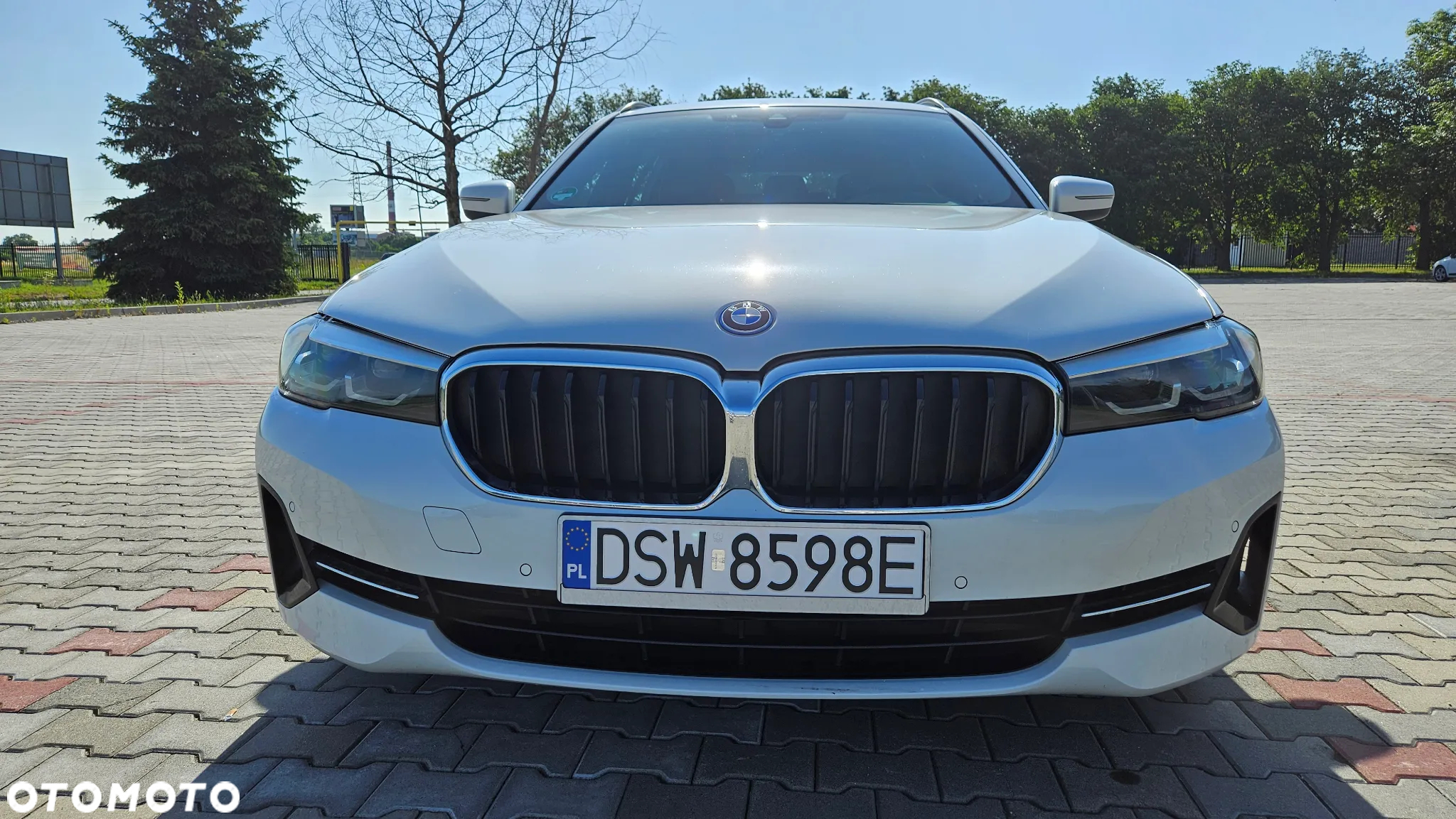 BMW Seria 5 520e - 2