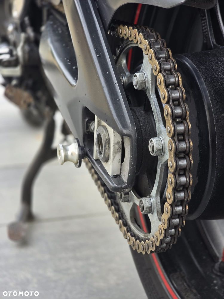Yamaha FZ8 - 8