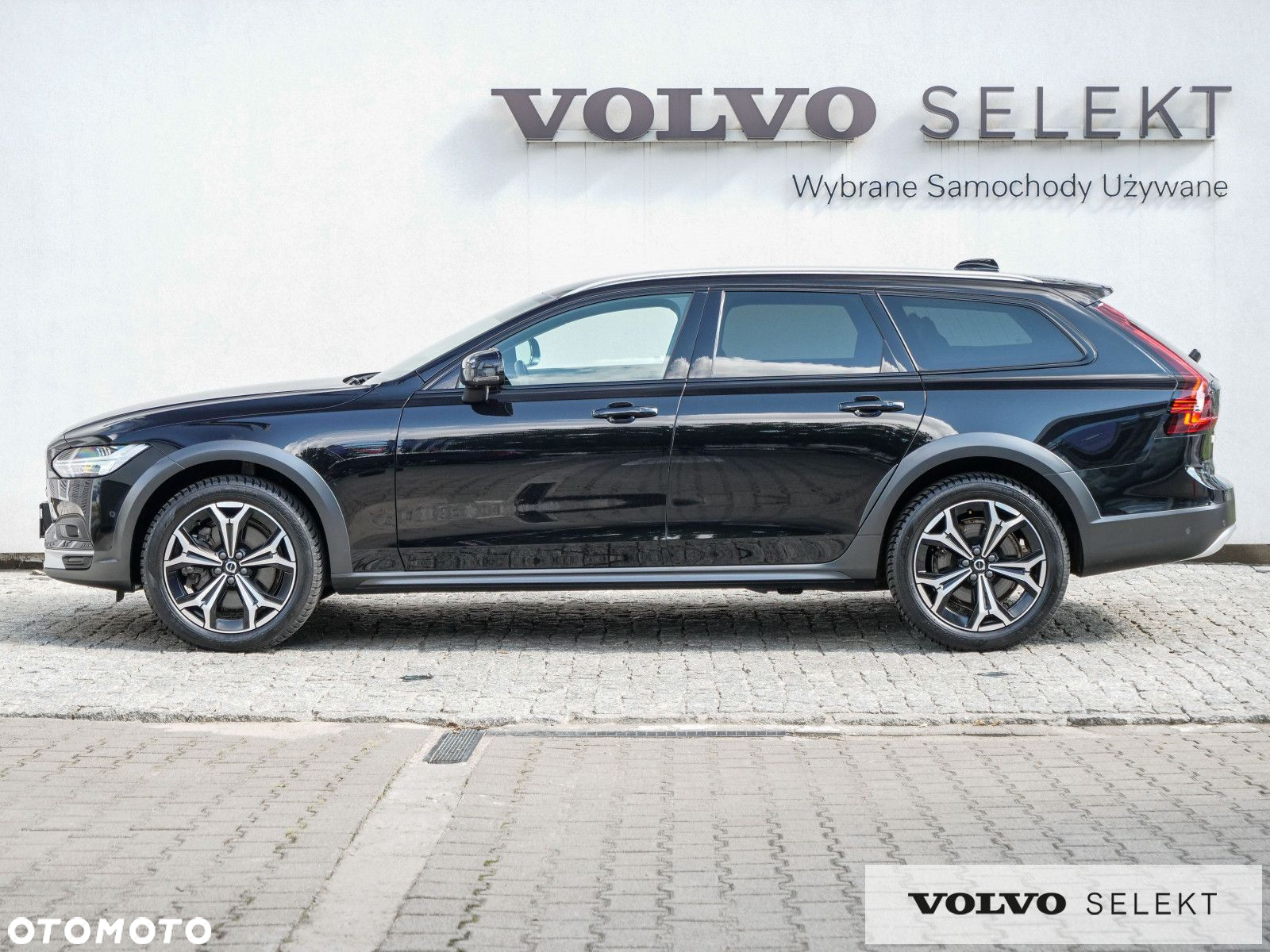 Volvo V90 Cross Country - 6