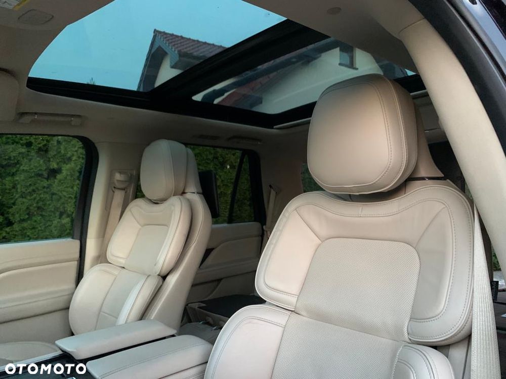 Lincoln Navigator - 14