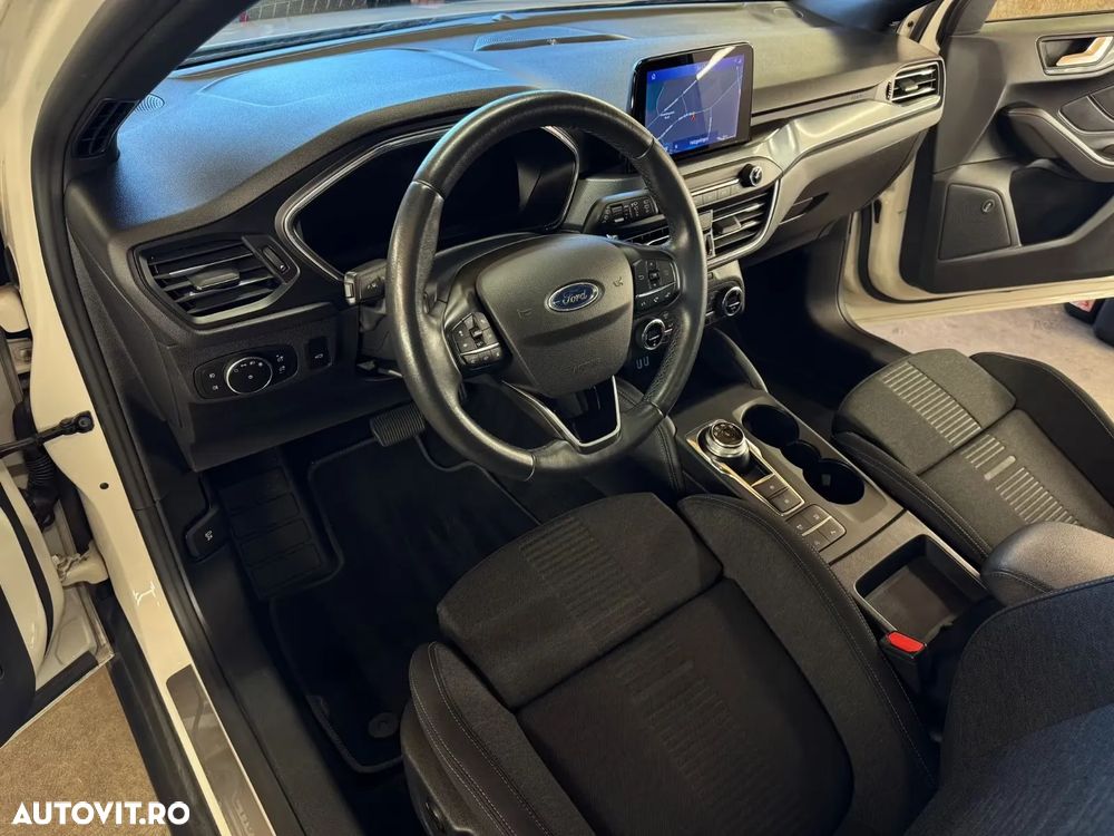 Ford Focus - 6