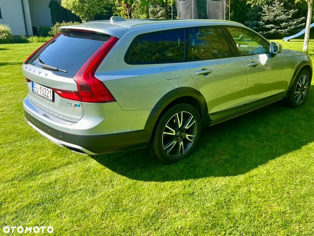 Volvo V90 D5 AWD Geartronic Momentum Pro - 5