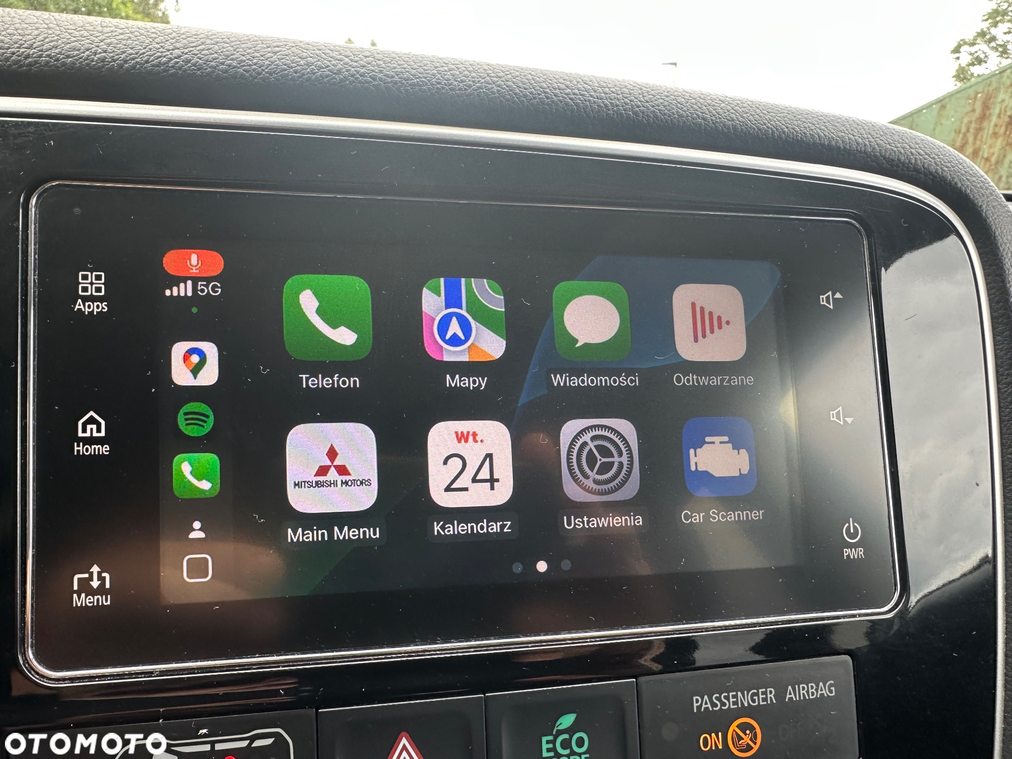 Mitsubishi Outlander 2.0 4WD Plug-In Hybrid - 8