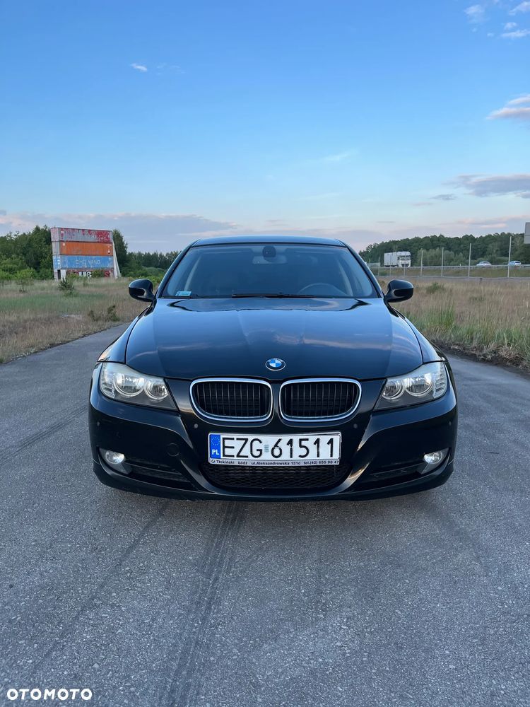 BMW Seria 3 318d - 1