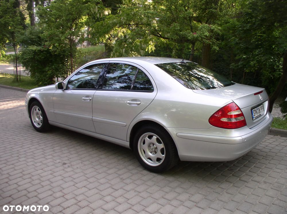 Mercedes-Benz Klasa E 200 Kompressor Automatik Avantgarde - 34