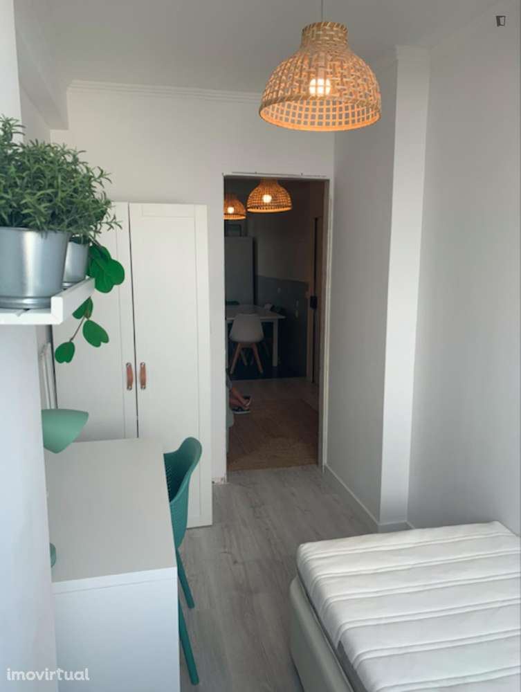 Quarto - localizado em Oeiras Lisbon - Grande imagem: 5/10