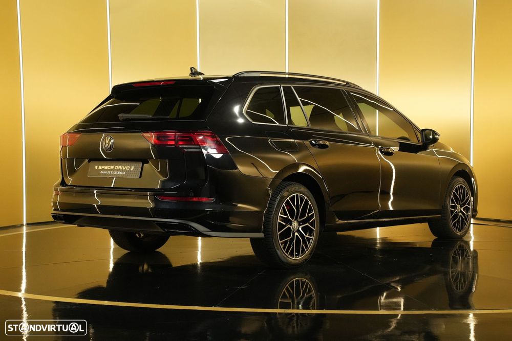 VW Golf Variant 2.0 TDi - 11