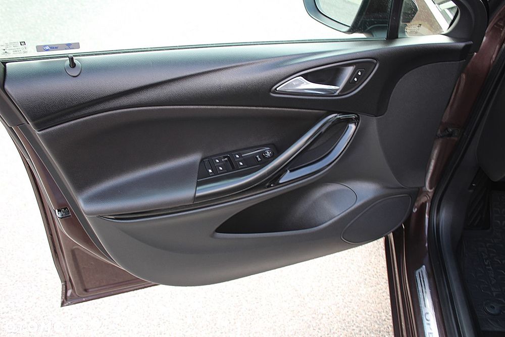 Opel Astra 1.6 T GPF Dynamic S&S - 29