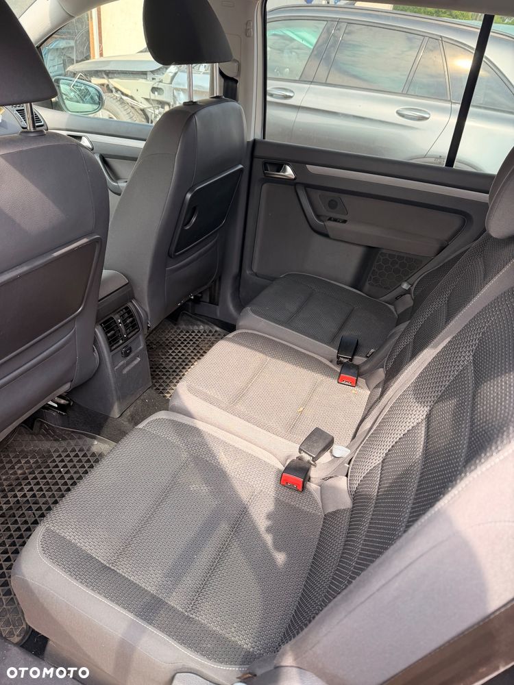 Volkswagen Touran 1.4 TSI DSG STYLE - 6