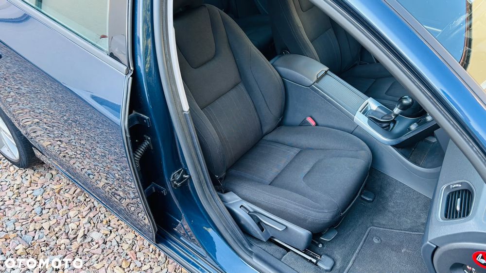Volvo V60 D2 - 32