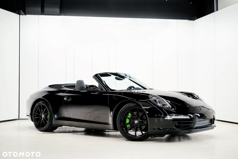 Porsche 911 Carrera S - 1