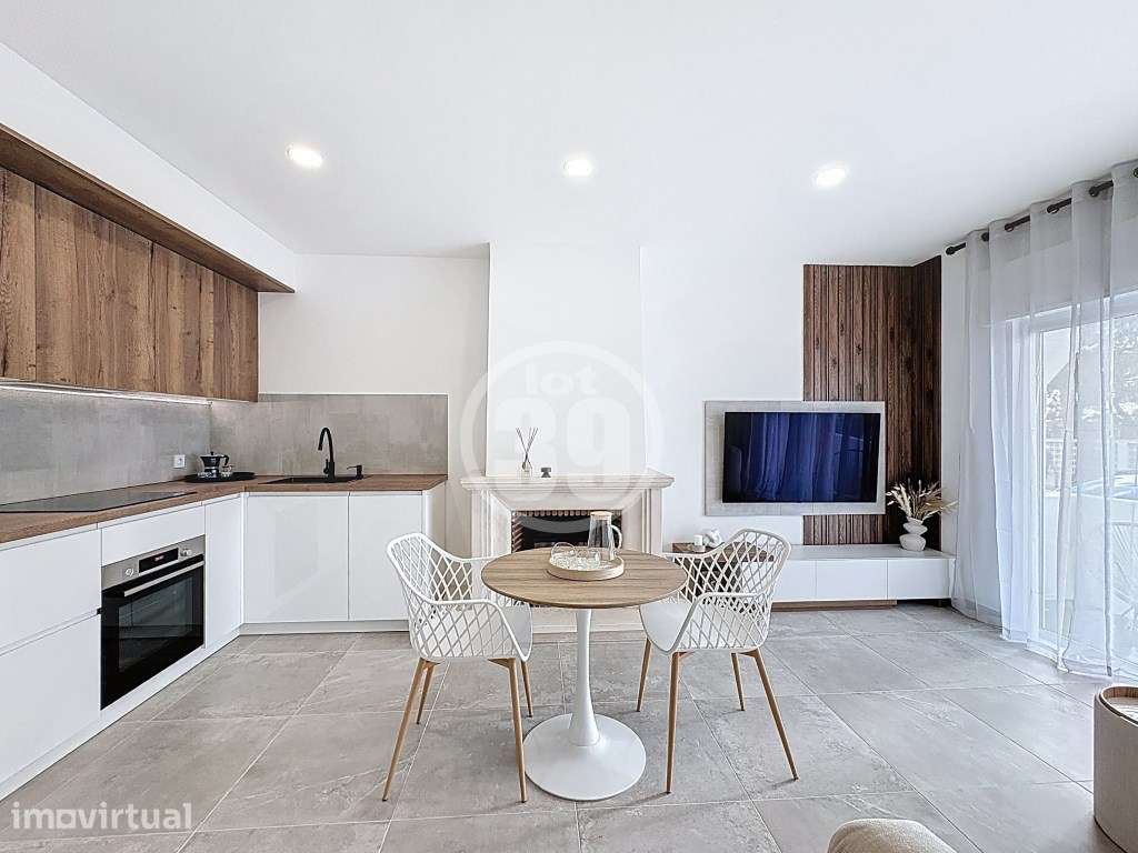 Apartamento T0+1 quarto renovado | Albufeira , Oura - Grande imagem: 4/32