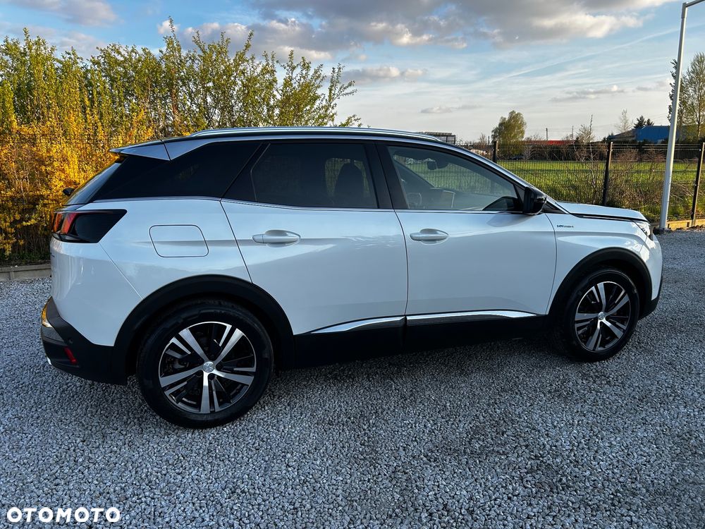 Peugeot 3008 1.6 PureTech HYbrid4 GT Line S&S EAT8 - 9