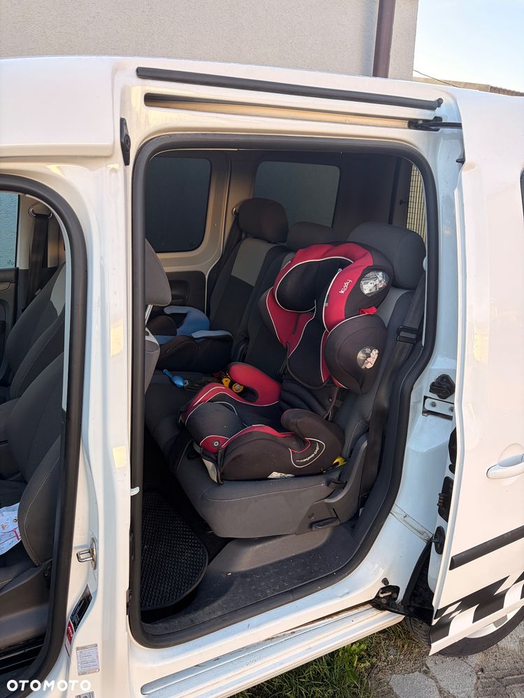 Volkswagen Caddy - 12