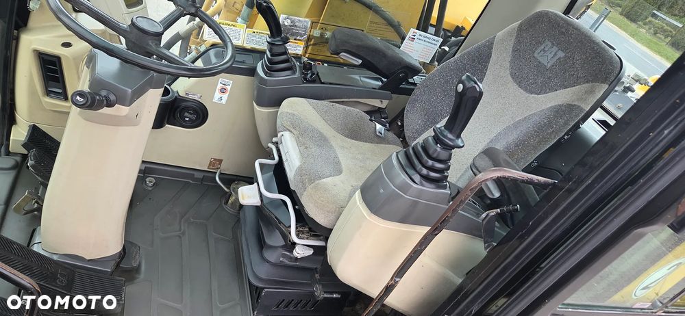 Caterpillar << CAT M316, 2004r, z Niemiec, 2 łyżki!, Fatura Marża, cena brutto!>> - 29