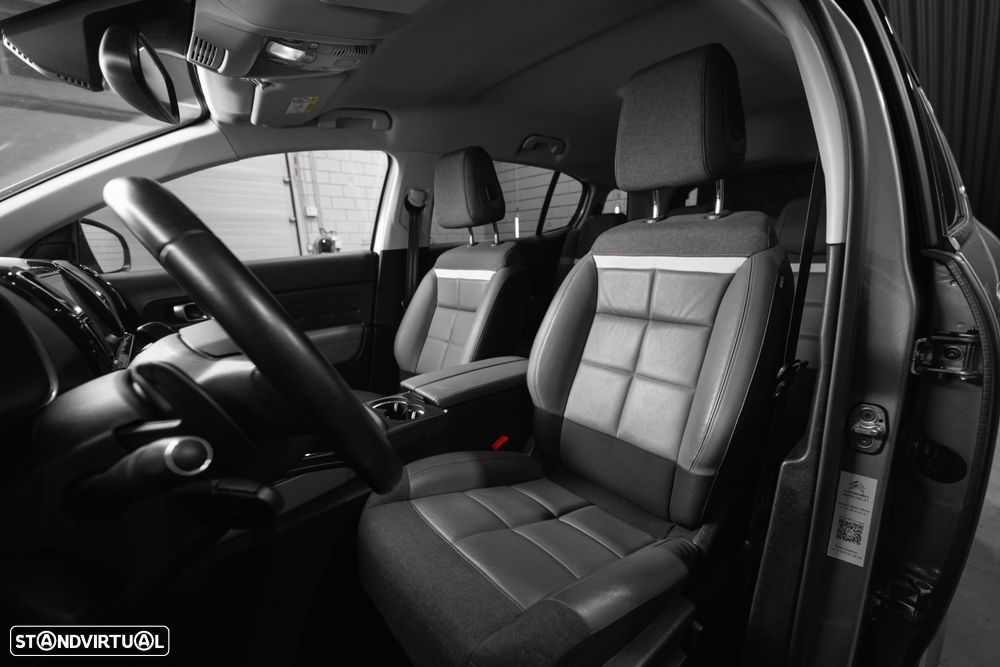 Citroën C5 Aircross 1.6 PureTech Shine J19 EAT8 - 5