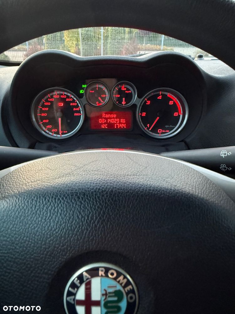 Alfa Romeo Mito 1.3 JTDM - 14