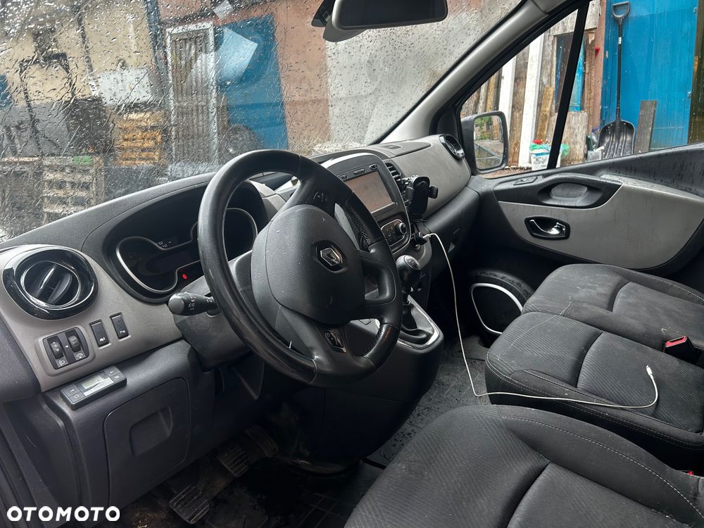 Renault Trafic - 6