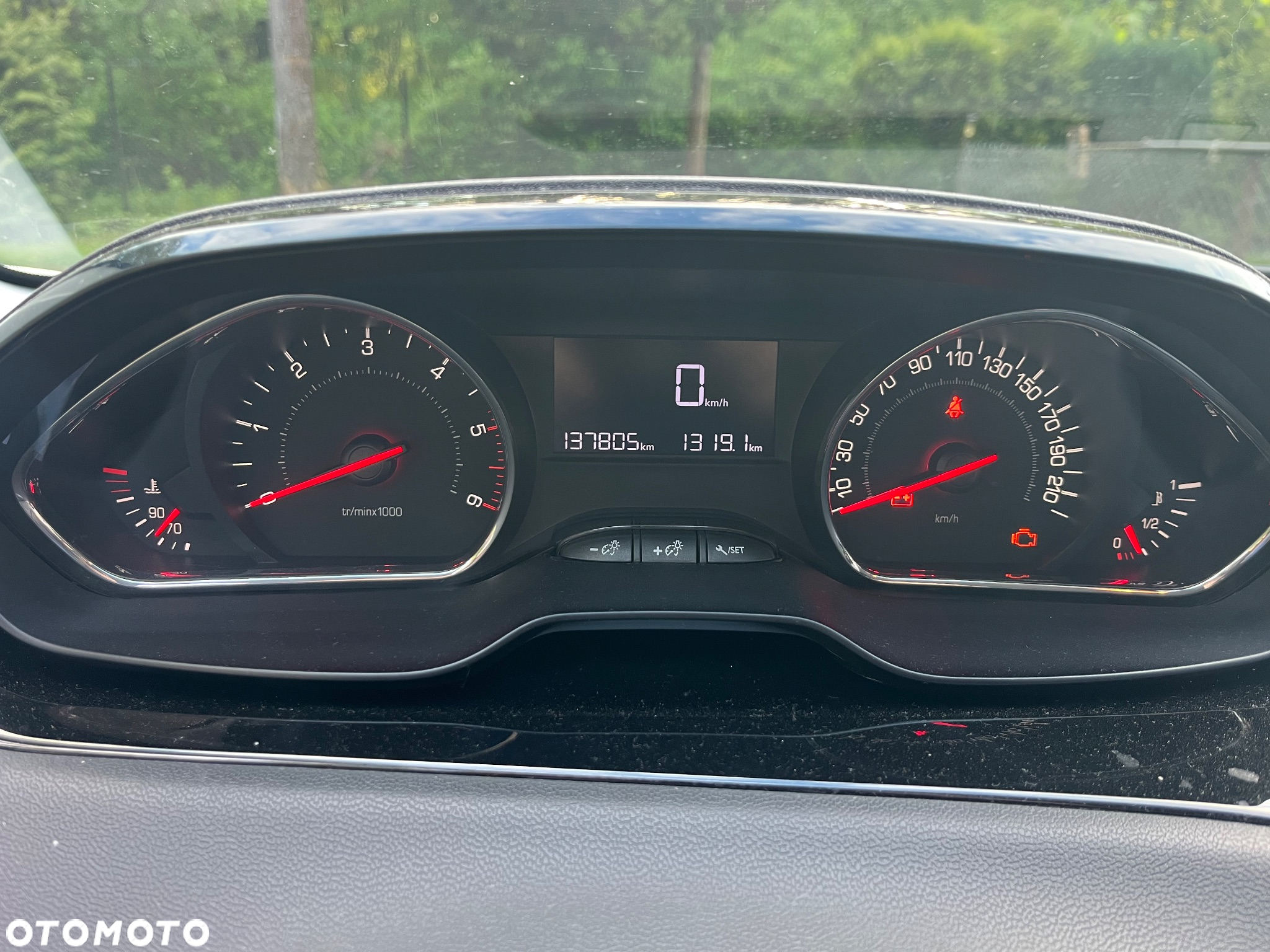 Peugeot 208 1.4 HDi Access - 5
