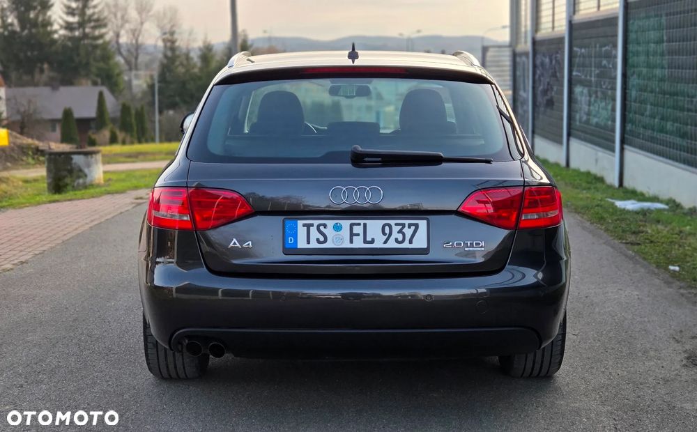 Audi A4 Avant 2.0 TDI DPF quattro - 7