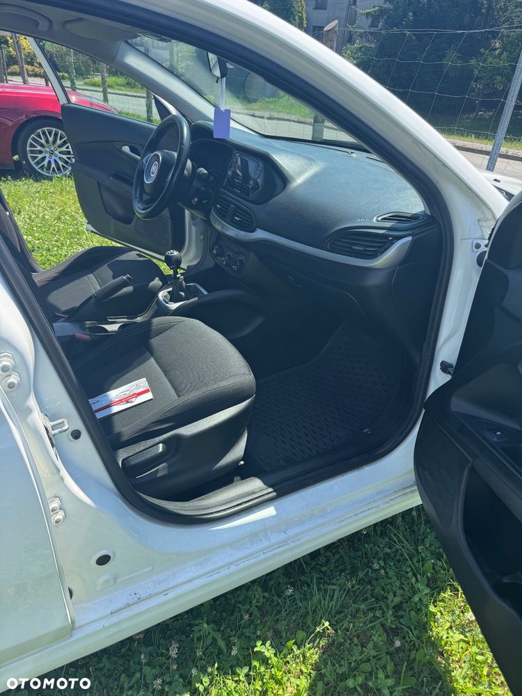Fiat Tipo 1.4 T-Jet 16v Easy - 6