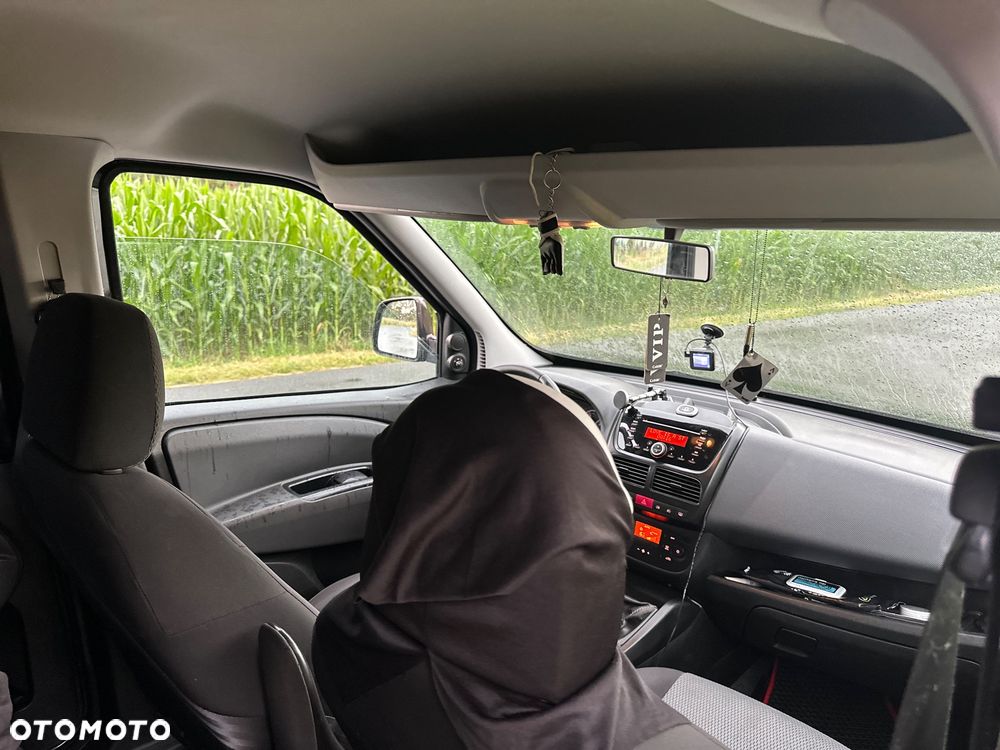 Fiat Doblo 2.0 Multijet 16V Emotion - 9