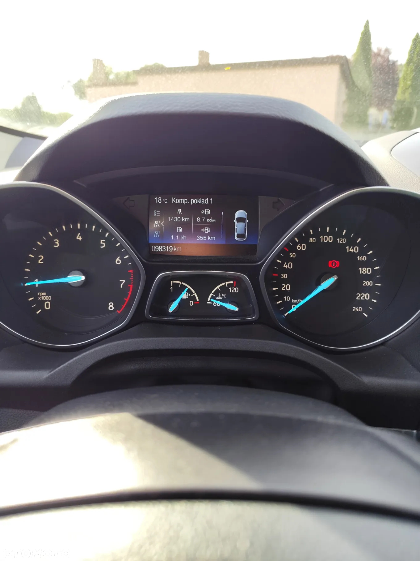 Ford Kuga - 13