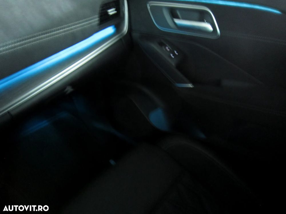Nissan Qashqai 1.3 l MHEV X-Tronic Tekna Plus - 32