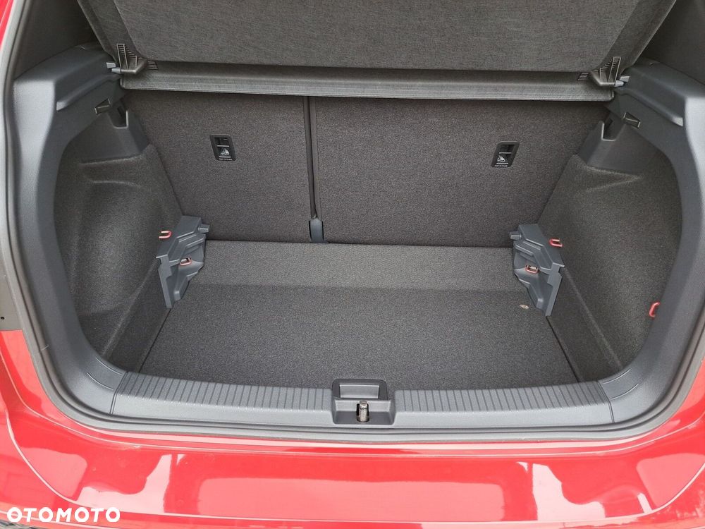 Volkswagen T-Cross - 18
