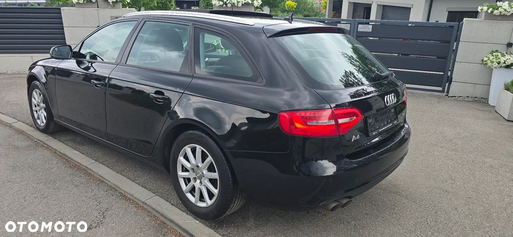 Audi A4 Avant - 11