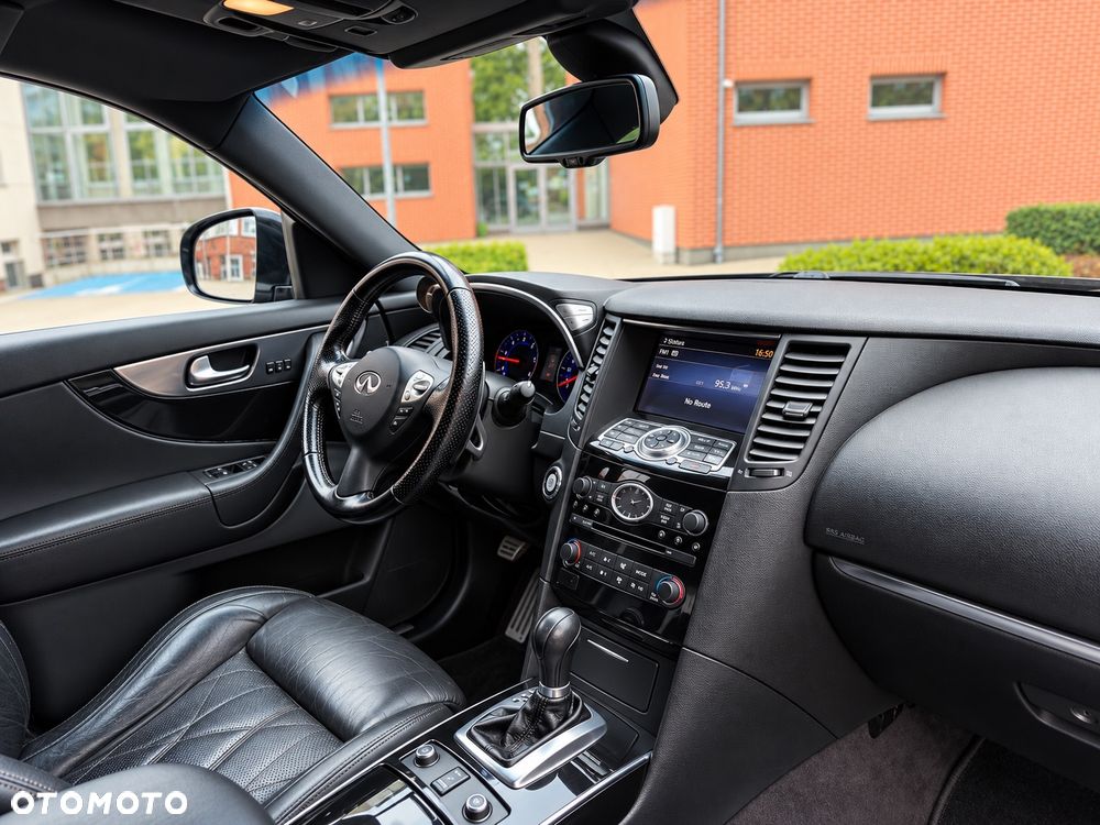 Infiniti FX FX30d S Premium - 7