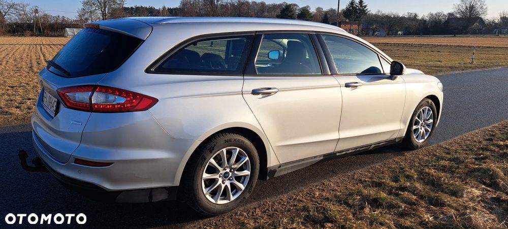 Ford Mondeo 1.5 TDCi ECOnetic Start-Stopp Titanium - 6