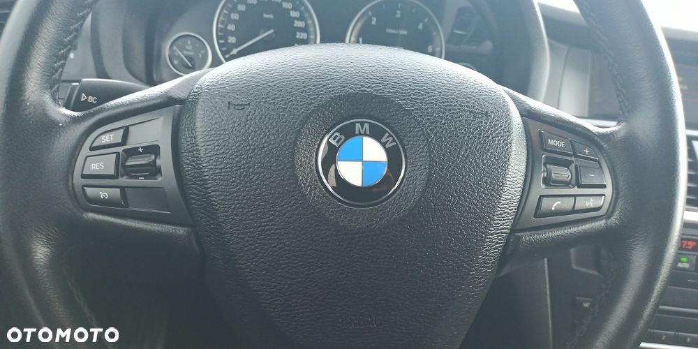 BMW X3 xDrive20d - 24