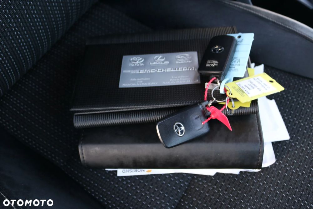 Toyota Auris 2.0 D-4D Prestige - 13