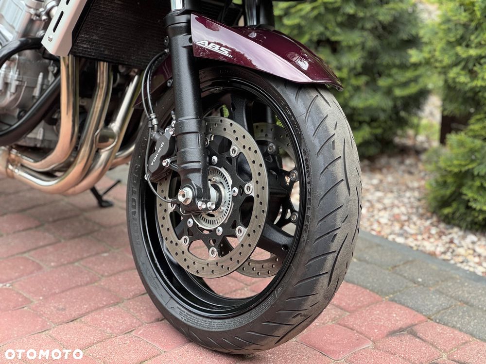 Suzuki Bandit - 22