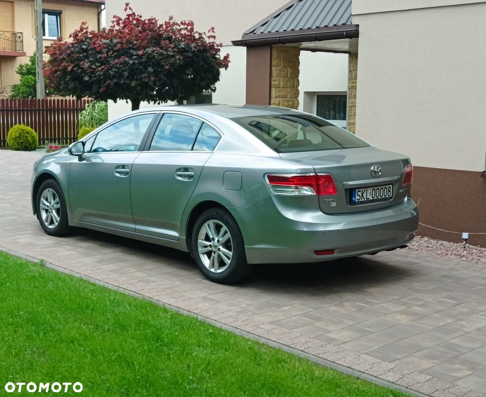 Toyota Avensis - 3