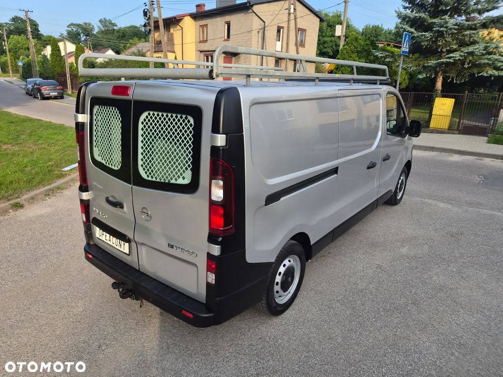 Opel Vivaro - 15