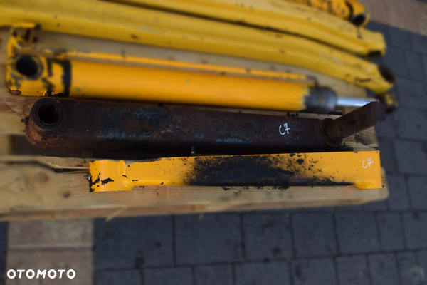 łącznik do JCB 3CX