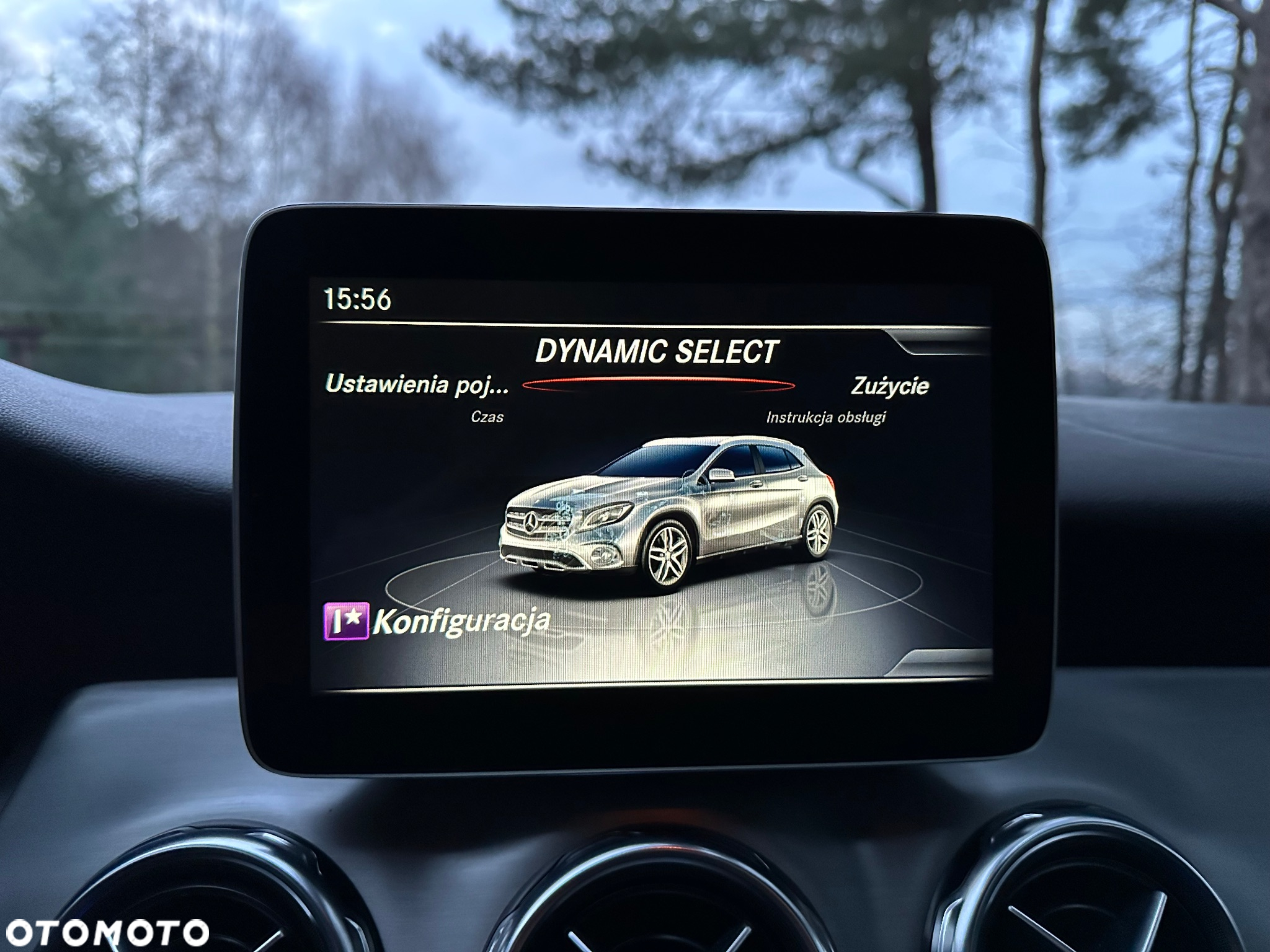 Mercedes-Benz GLA 200 7G-DCT AMG Line - 29