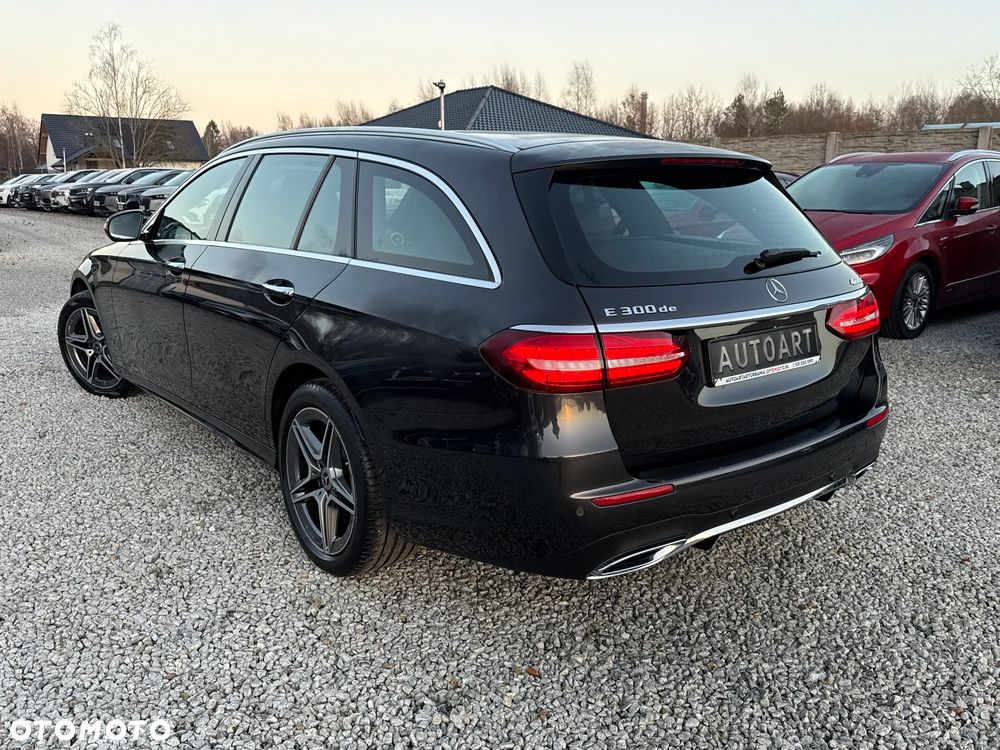 Mercedes-Benz Klasa E 300 de PHEV 4-Matic AMG 9G-Tronic - 11